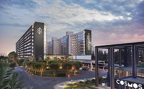 Nirvana Cosmopolitan Hotel - Convention & Sports Center